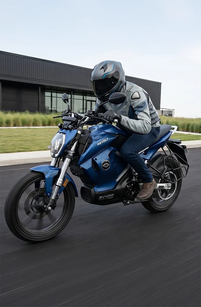 RV400 BRZ